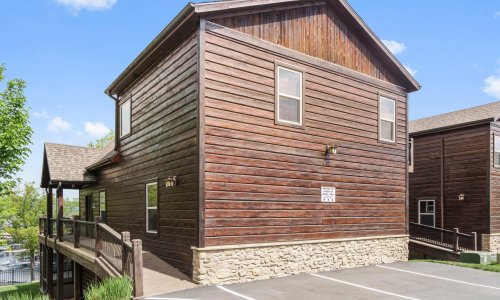 6 Bedroom Lodge
