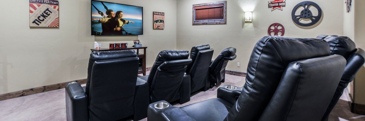 5BV-theatre room