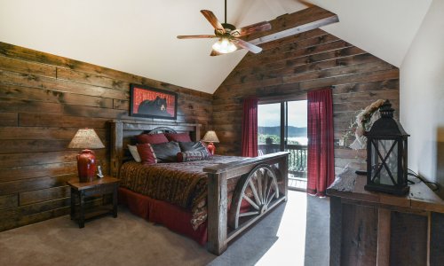 6BV-Master bedroom and view