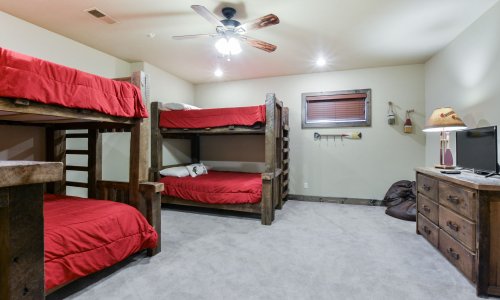 6BV-guest room #4 bunk room (2)