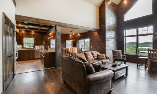 6BV-living room into kitchen