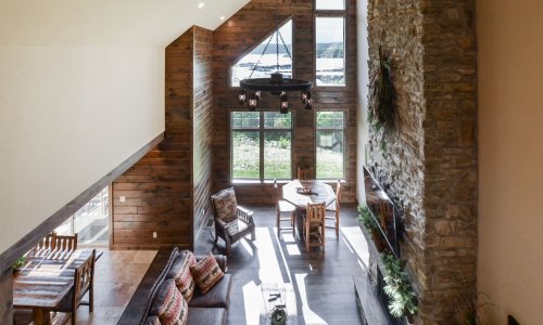 6BV-living room view from upstairs