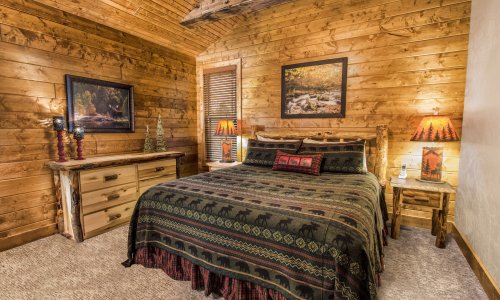 WMC_8BD_UpstairsRoom1